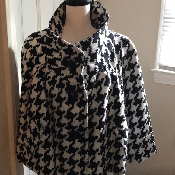 NY Collection Jackets & Blazers - NYCard Collection, size 16. NY Collection Jackets & Blazers - NYCard Collection, size 16.